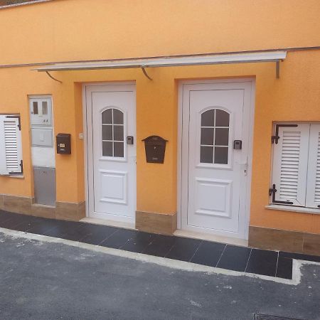 Appartamento Apartma Eli2 Capodistria Esterno foto